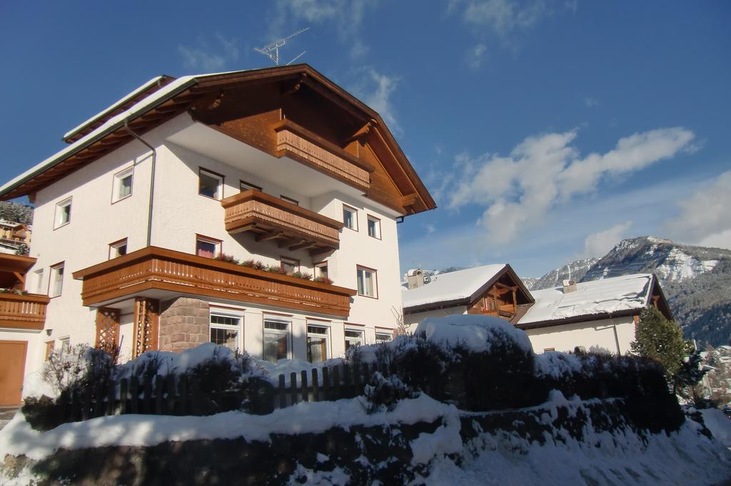 Apartments Rella Moroder Manuela Ортизей Екстериор снимка